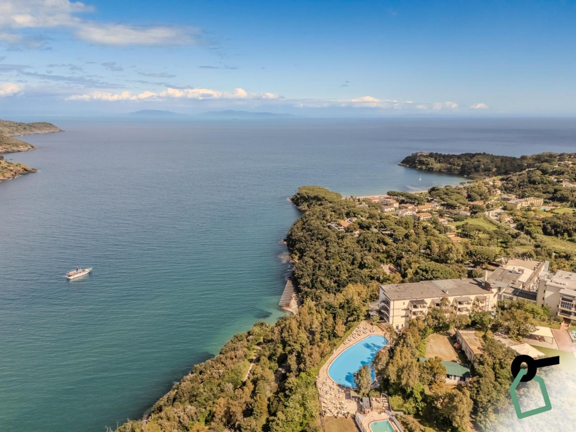 Hotiday Room Collection - Porto Azzurro Capoliveri  Zewnętrze zdjęcie
